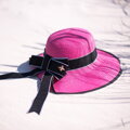 Summer hat with bee CZ22113 Art of Polo